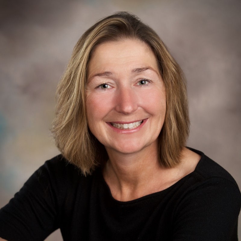 Dr. Evelyn Johnson